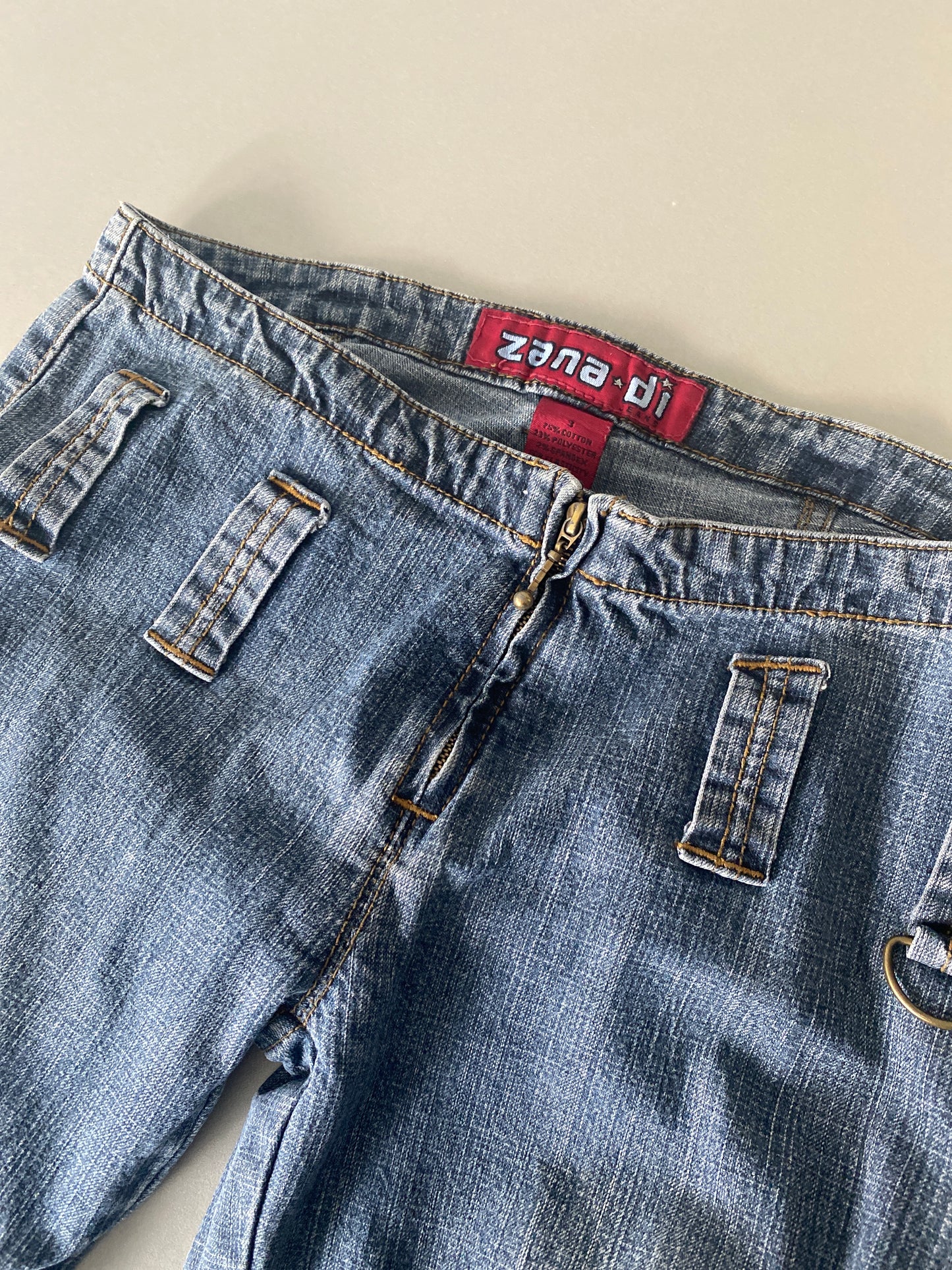 zana di low rise flared jeans