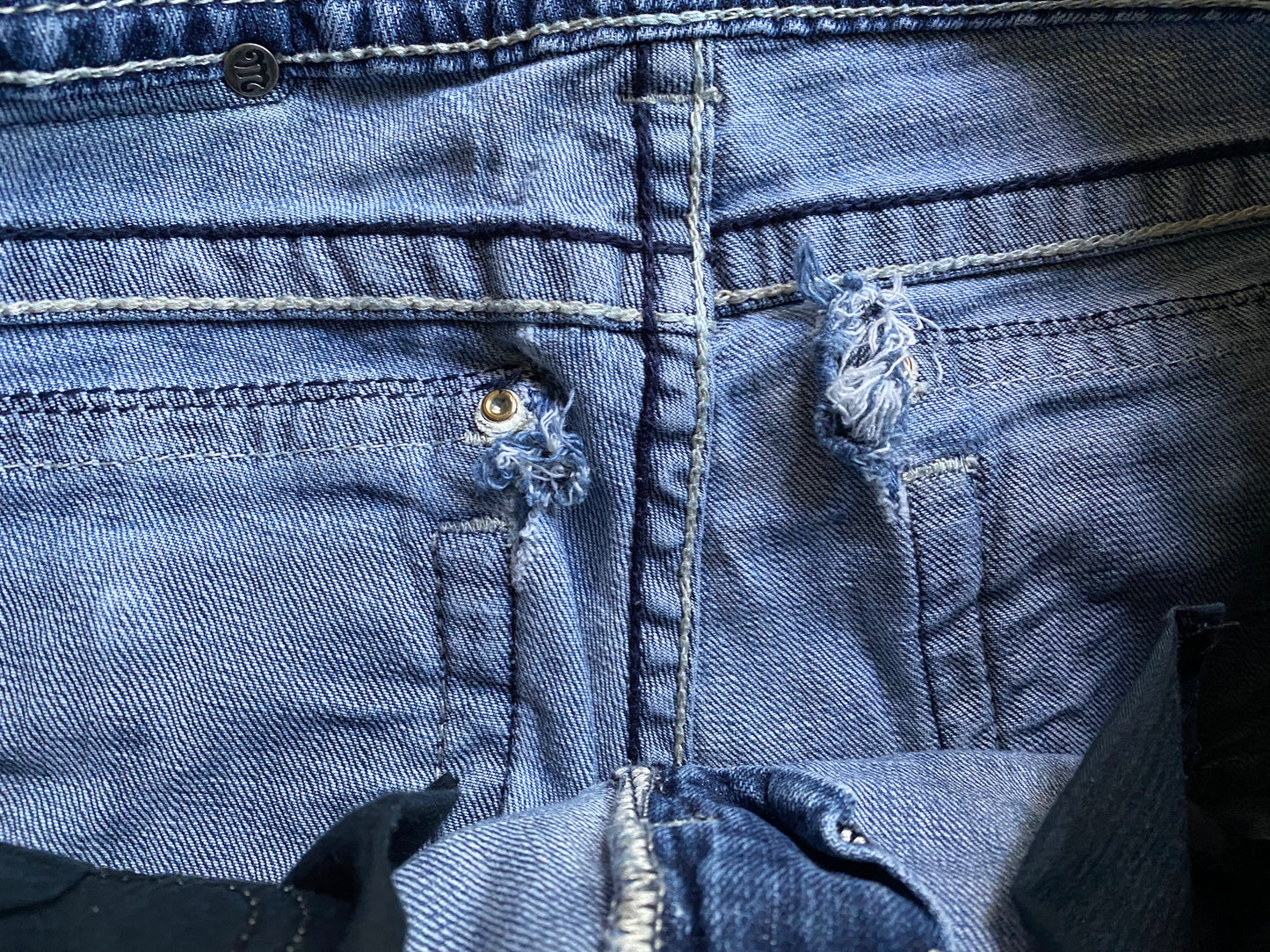 ♡ insane angel wing miss me jeans ♡
