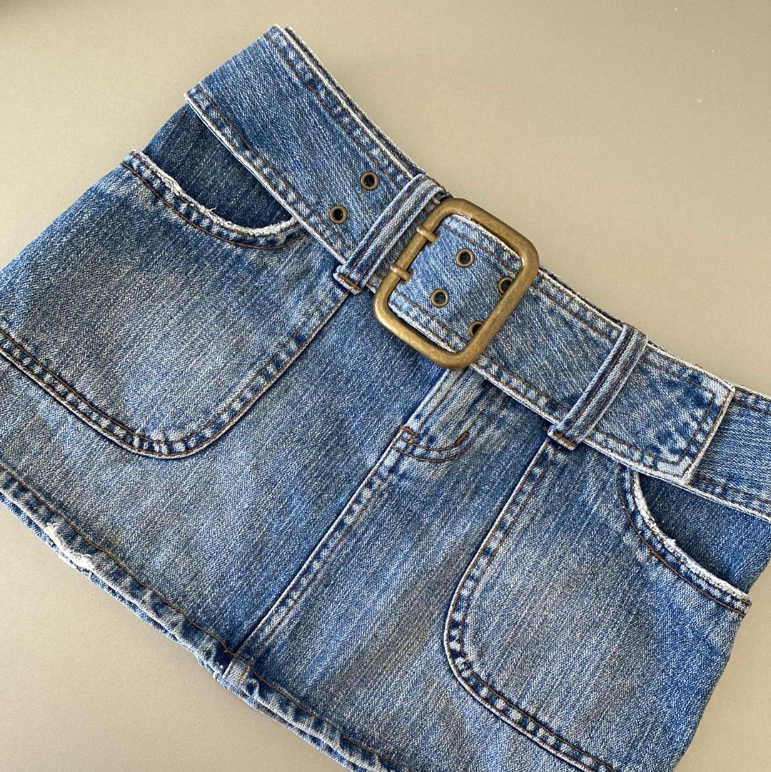 belt denim mini skirt