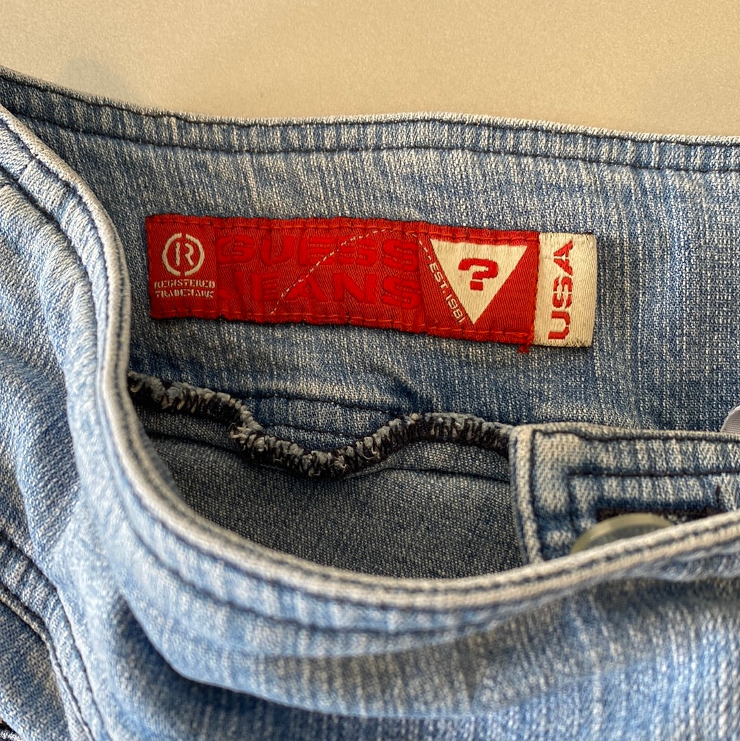 ♡ guess light blue wash jeans ♡