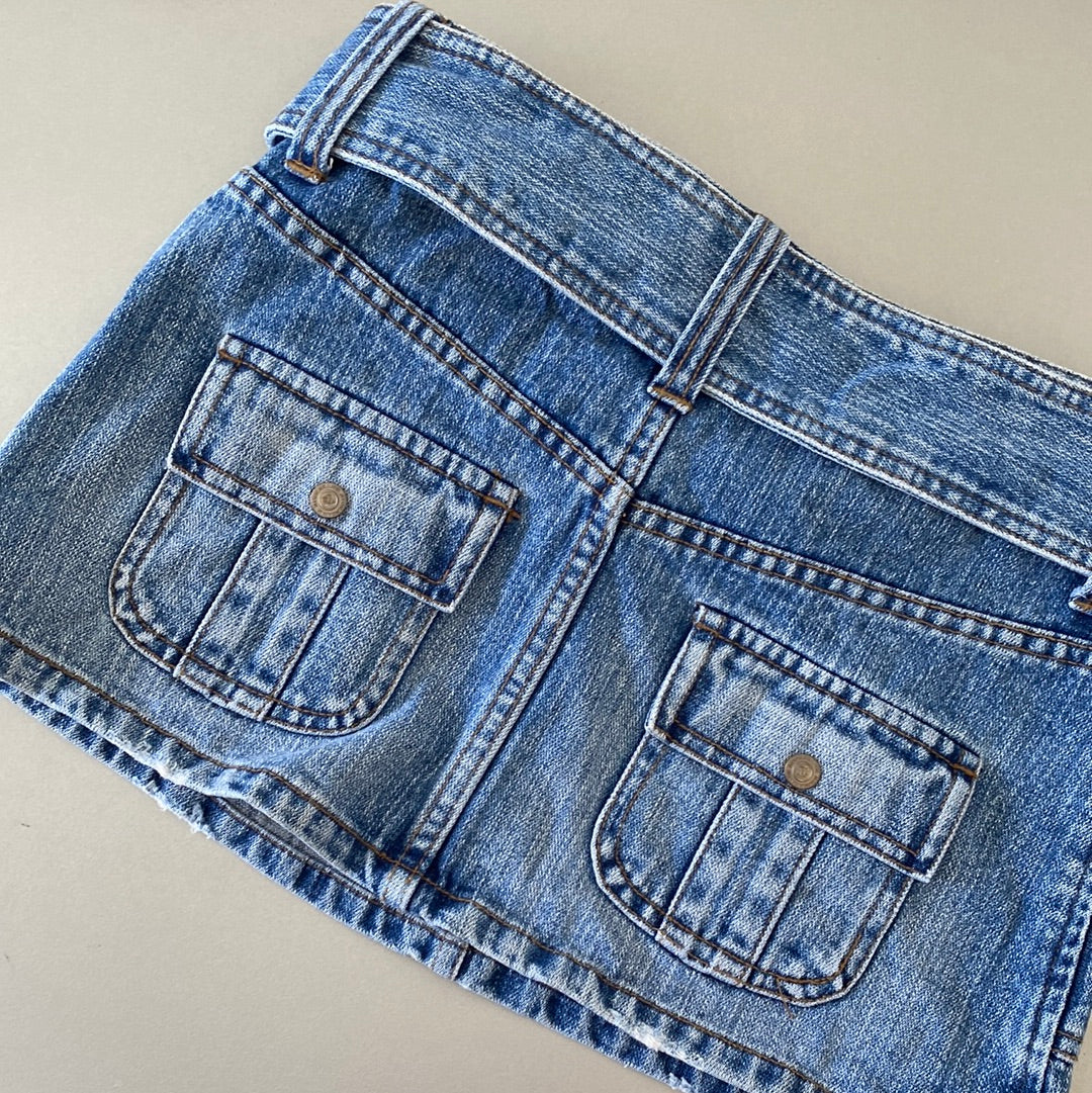 belt denim mini skirt